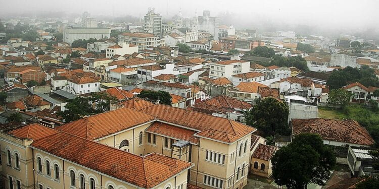 Guaratinguetá - Fonte: Wikimedia Commons