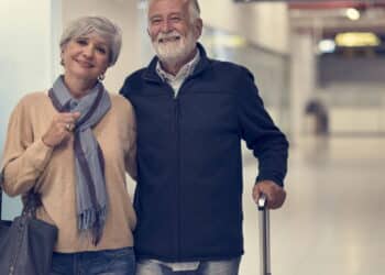 Brasileiros a partir dos 60 anos em todo o país já podem viajar de graça em 2025!