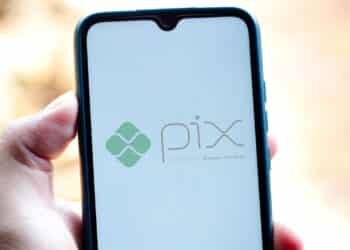 Novo esquema do Pix deixa brasileiros com medo de perder dinheiro!