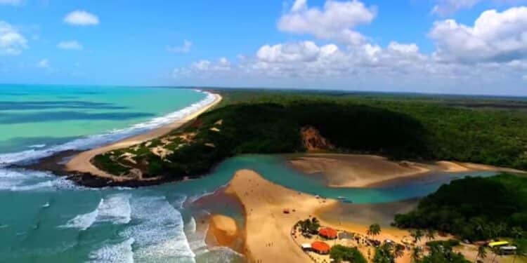 Praia da Barra em Mataraca