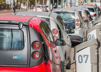 Carsharing promete ser a solução para a mobilidade urbana. Mas o que é isso?