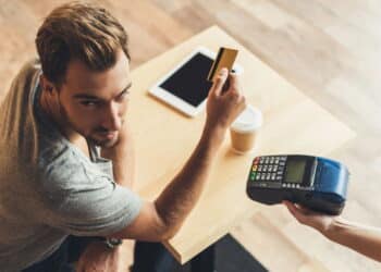 Comunicado 04/03 para brasileiros que utilizam a função de aproximação do cartão!