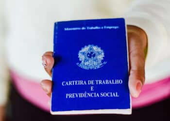 Trabalhadores de todo país estão festejando o feriado decretado para o dia 1 de maio!