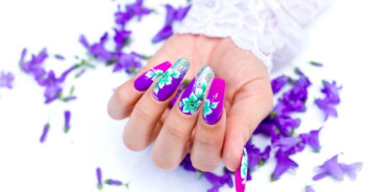 Ideias de unhas decoradas para o Lollapalooza