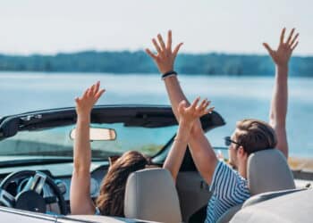Brasileiros pulando de alegria com feriado decretado para Abril!