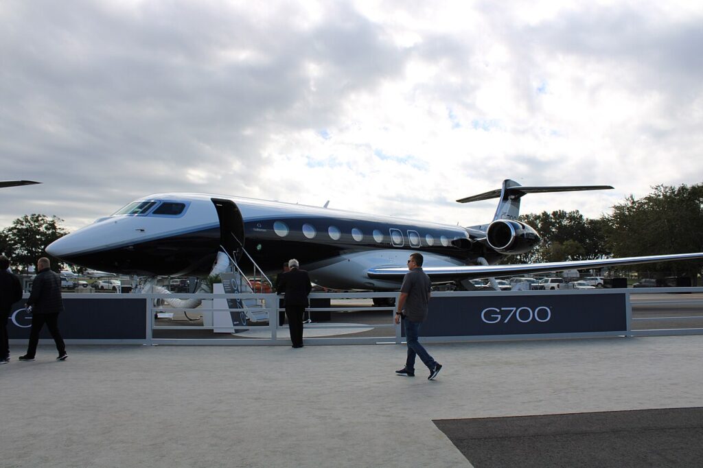 Gulfstream G700 - Wikimedia Commons