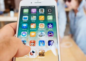 iPhone 8