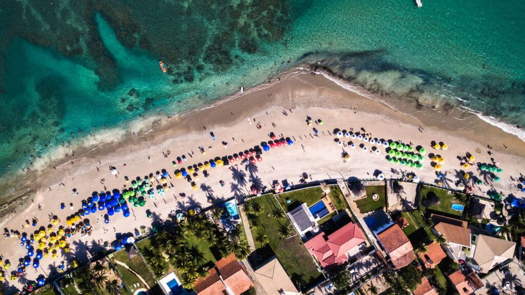 Essas praias do Nordeste foram decretadas as melhores para viajar com a família