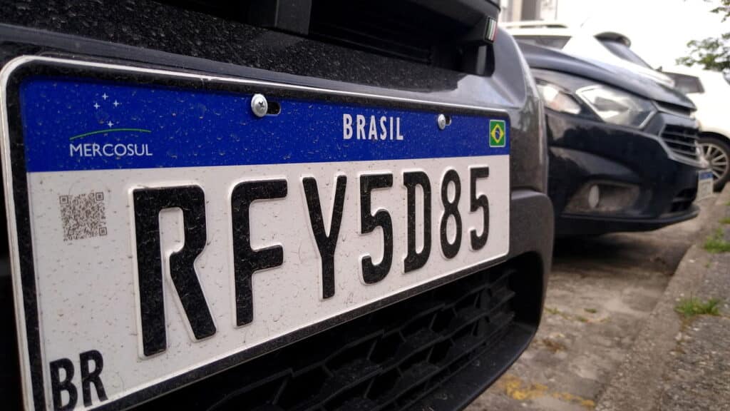 Prazo final para a troca das Placas Mercosul por motoristas em todo o Brasil!