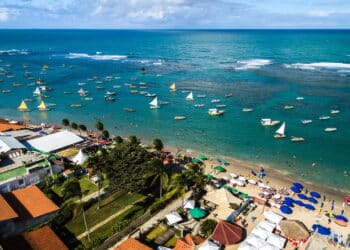 Cidade nordestina vira destino turístico e atrai moradores em 2025