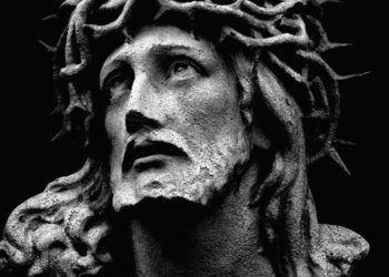 Quadro raro de Cristo sumido há 400 anos é achado em uma mansão