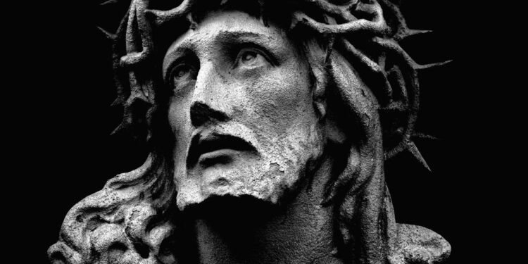 Quadro raro de Cristo sumido há 400 anos é achado em uma mansão