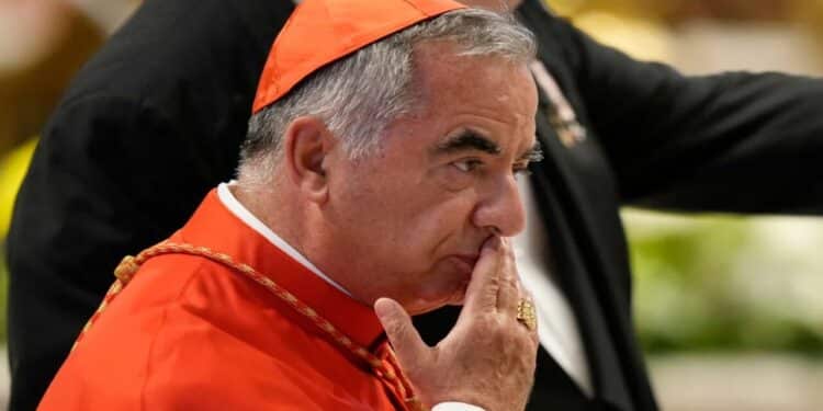 Saiba quem é o cardeal banido pelo Papa Francisco que insiste em participar da nova escolha