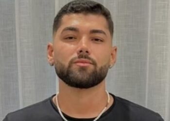 Famoso influenciador tem vídeo íntimo vazado e quebra silêncio