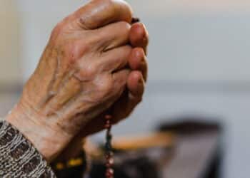Mulher pode ser papa? Veja o que a Igreja Católica diz