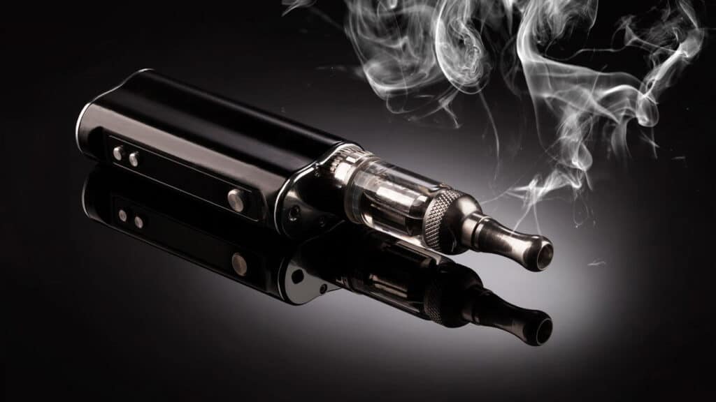 Uso de vapes: entenda o que é o “pulmão de pipoca” e por que tantos jovens estão em risco