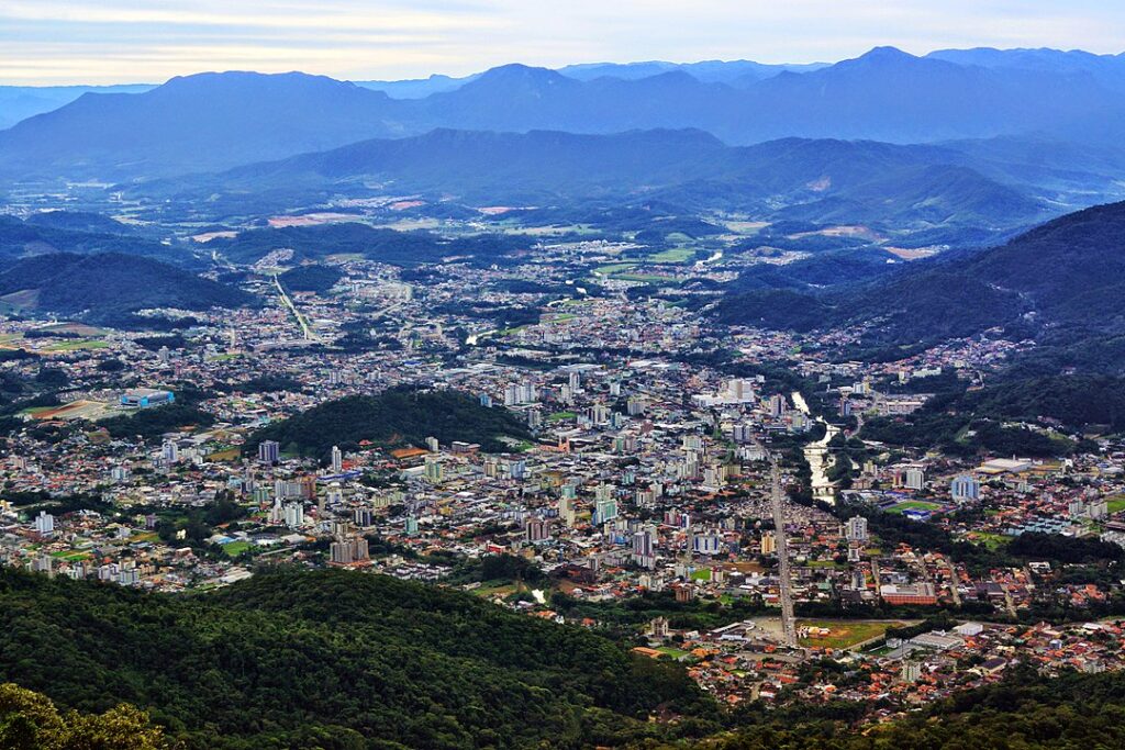 Vista da cidade - Fonte: Wikimedia Commons