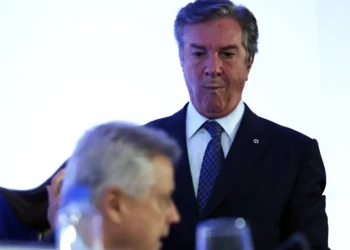 Maioria do STF vota por prisão de Collor, mas futuro do ex-presidente segue em aberto