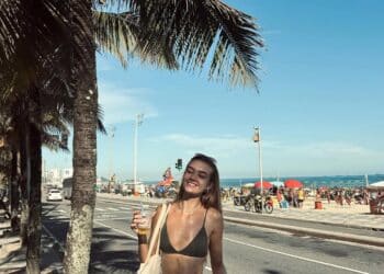 Aos 20 anos, promessa do vôlei brasileiro se declara para treinador Bernardinho!