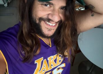 Gominho surpreende todo o Brasil ao postar uma selfie na esteira após perder 40kg!