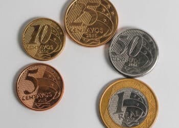 Moedas - Créditos: depositphotos.com / Alicemnz