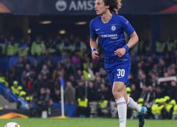David Luiz muda visual e deixa fãs chocados!