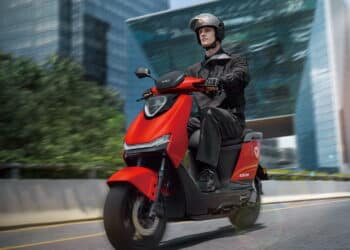 Imagem da moto EZEEGO da Yadea - Créditos: Yadea