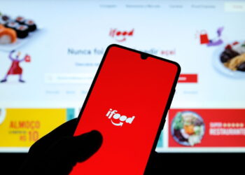 Brasileiros que utilizam o App Ifood para pedir comida precisam verificar esse alerta 07/11