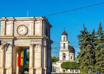 Você pode visitar este país europeu pouco conhecido por menos de 20 euros por dia!