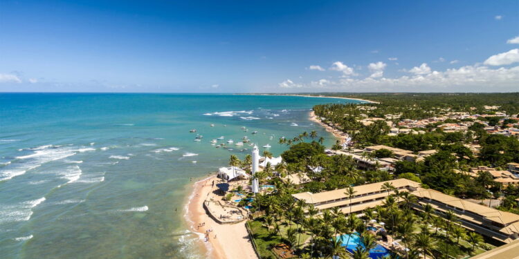 As 8 praias mais caras para visitar no Brasil vão te surpreender!