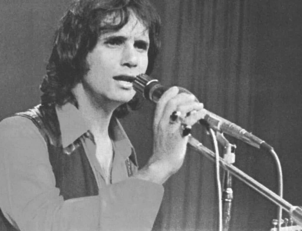 Rei da música brasileira, Roberto Carlos celebra aniversário de 84 anos