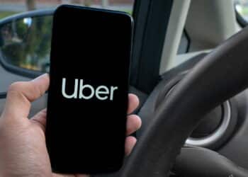Aplicativo Uber encerra definitivamente suas operações no país!