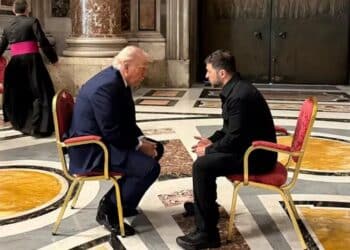 Durante funeral do Papa, Trump e Zelensky conversam por cerca de 15 minutos
