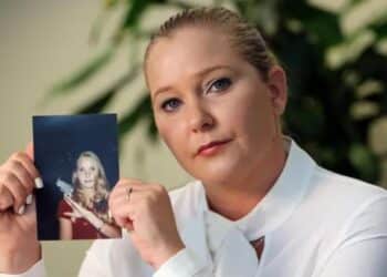Principal acusadora de Jeffrey Epstein e do príncipe Andrew morre aos 41 anos