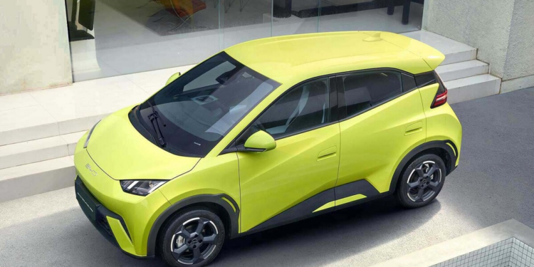 DOLPHIN MINI - Créditos:https://www.byd.com/br/car/dolphin-mini