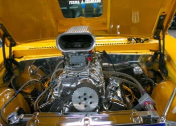 Motor de carro modificado - Créditos: depositphotos.com / serraiocco.tino.gmail.com