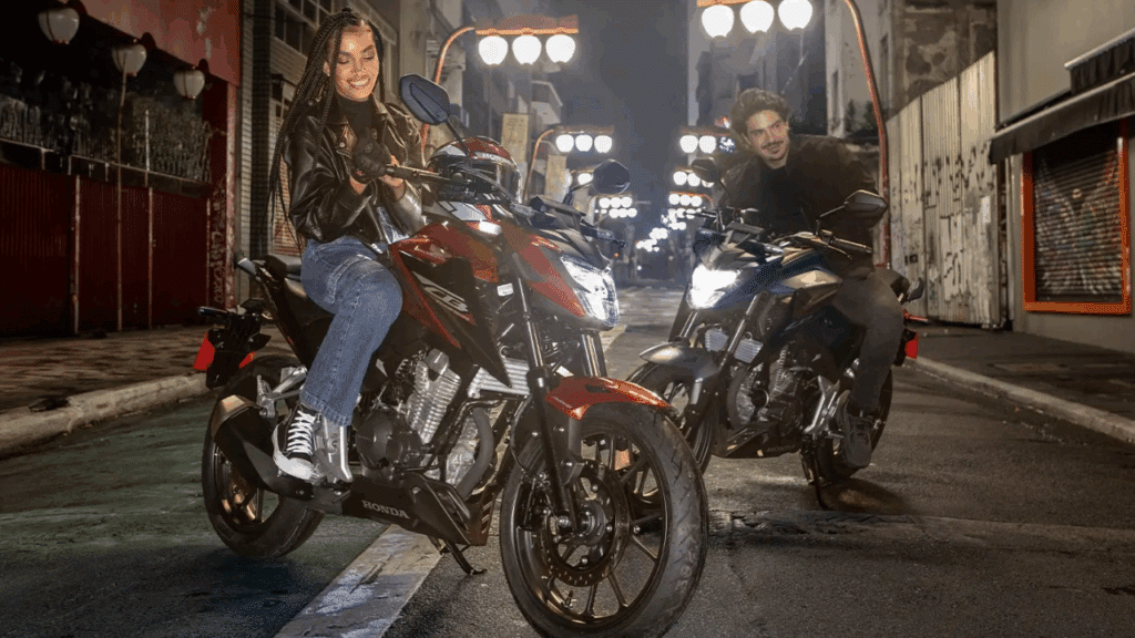 Honda CB 300F Twister - Foto: divulgação/Honda