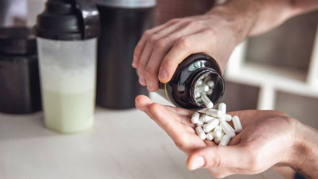 Anvisa apreende suplementos irregulares em operação nacional