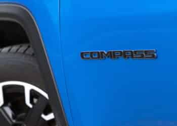 Revelado oficialmente: novo Jeep Compass chega com visual renovado!