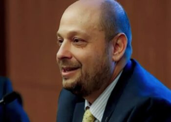 Governo Lula anuncia demissão do presidente do INSS