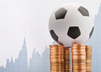 Ranking revela os clubes brasileiros que mais lucraram em 2024; o segundo vai te surpreender