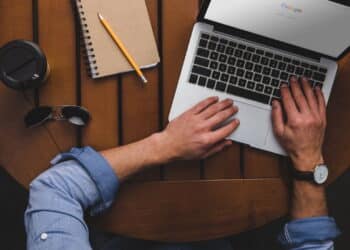 Fim do home office? Veja por que muitas empresas estão mudando de posicionamento