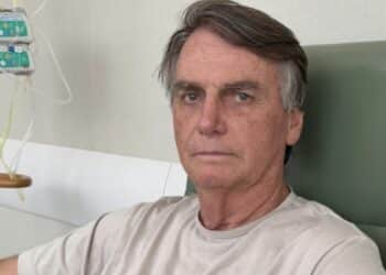 Bolsonaro quebra o silêncio e manda recado forte em sua primeira aparição após cirurgia
