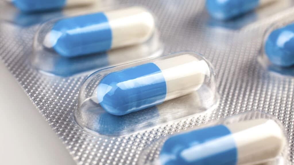 ANMAT ordenou a retirada do mercado de mais de 90 medicamentos de laboratório