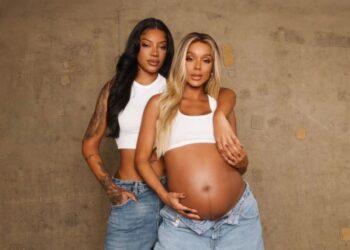 Ludmilla emociona fãs ao revelar primeira foto do parto de Zuri em momento inesquecível