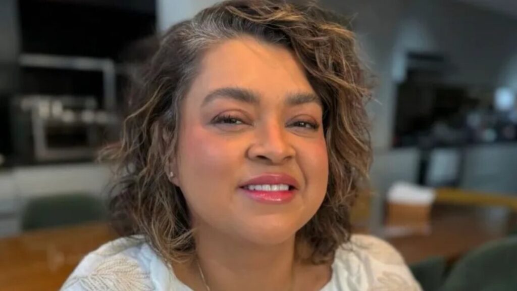 Flora Gil se emociona e vai às lágrimas ao falar do estado de Preta Gil