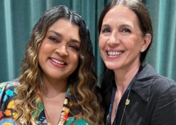Flora Gil se emociona e vai às lágrimas ao falar do estado de Preta Gil