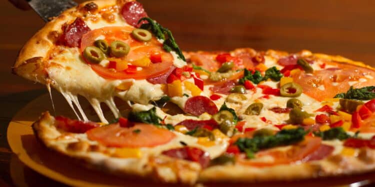 Fechamento de famosa pizzaria pega todos de surpresa