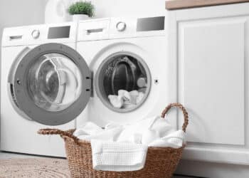 Aviso para quem tem máquina de lavar roupa na tomada da cozinha