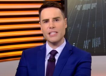 Luiz Bacci pega todos de surpresa e fecha com famosa emissora!